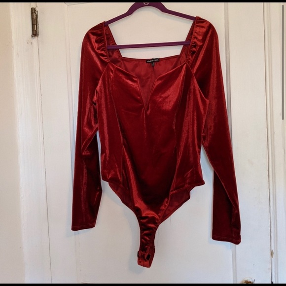🔴 Red Velvet Notch Neck Sweetheart Off Shoulder Glam Bodysuit Unitard - Picture 2 of 5